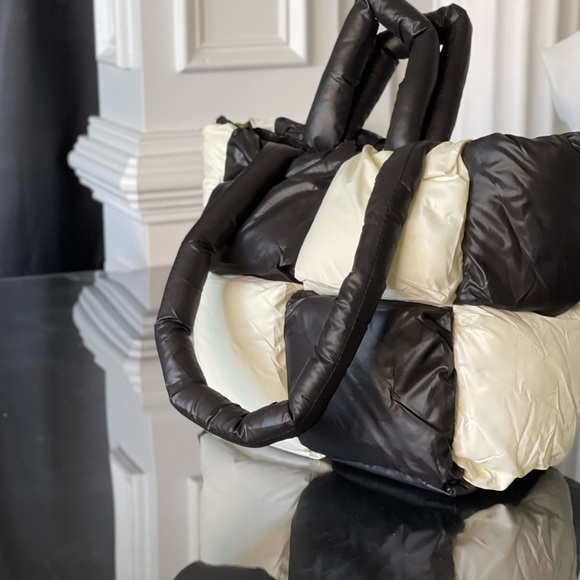 New Black and white color Down Puff Shoulder Bag Handbag Puffy Soft Carry Bag - Picture 5 of 11